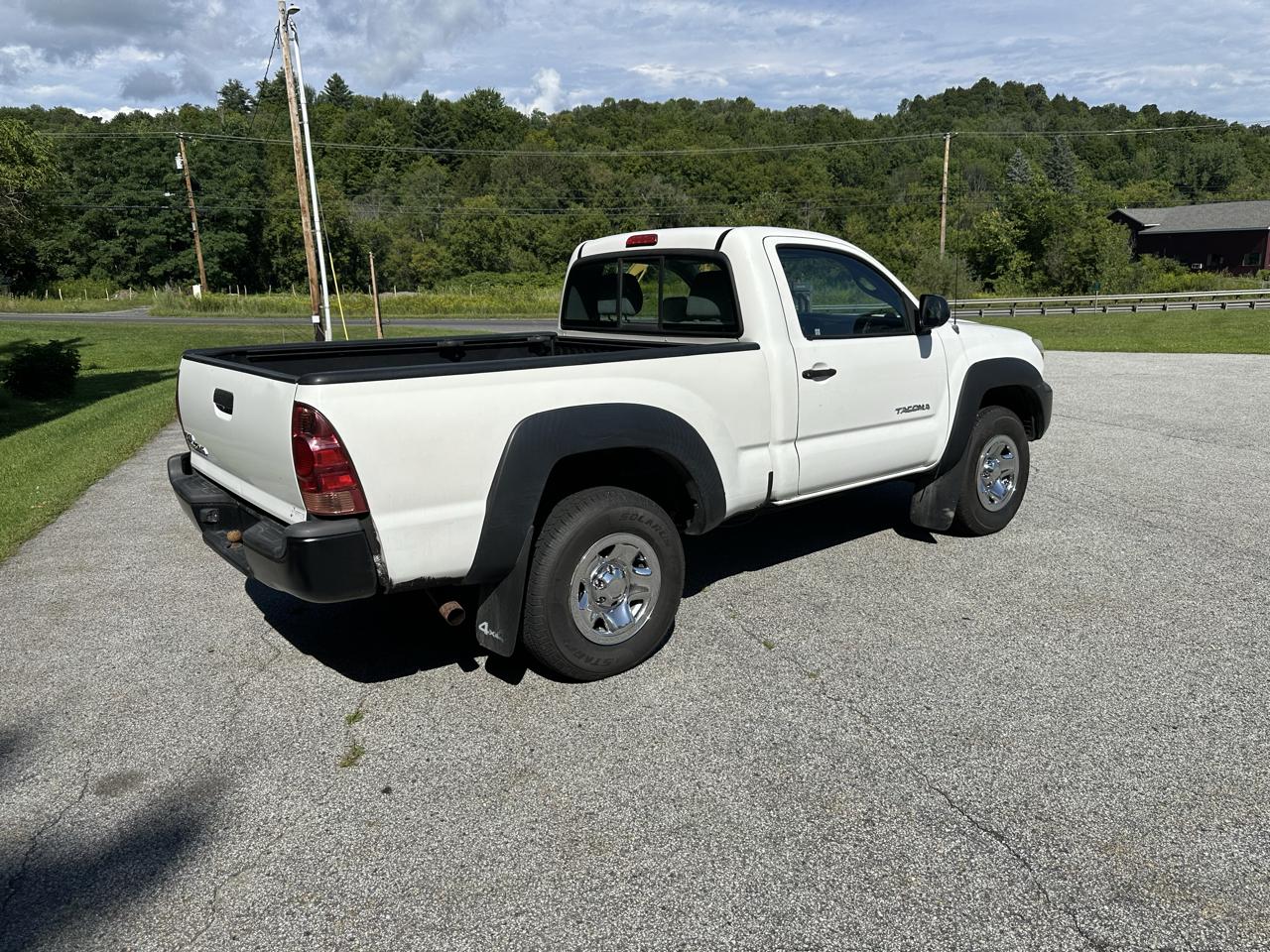Toyota Tacoma 4WD Reg Cab I4 MT (Natl) 2014