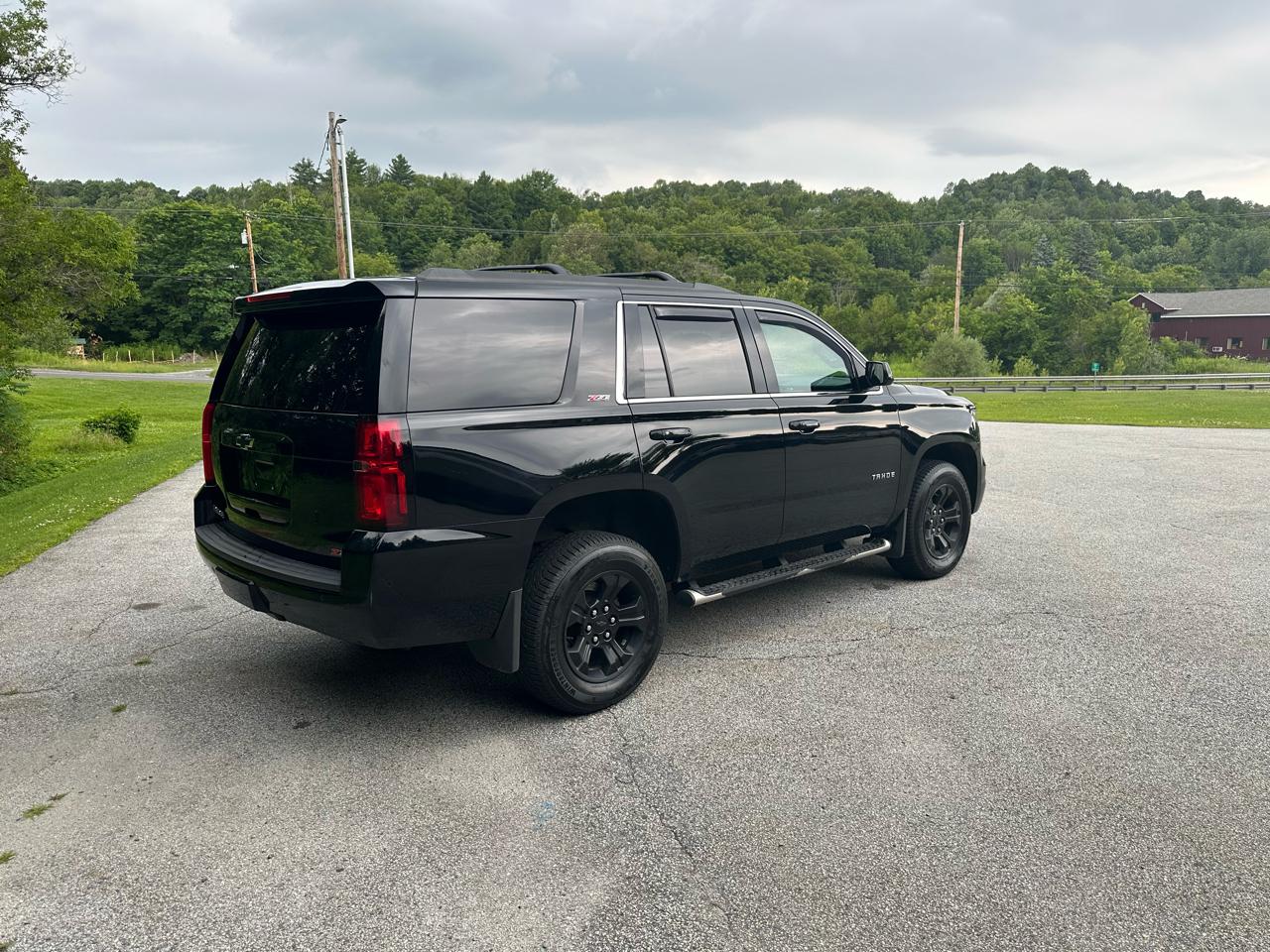 Chevrolet Tahoe 4WD 4dr LT 2019