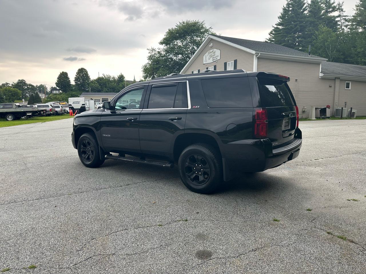 Chevrolet Tahoe 4WD 4dr LT 2019