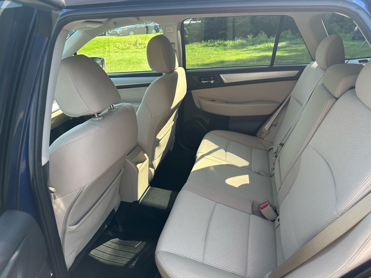 Subaru Outback 4dr Wgn 2.5i Premium PZEV 2016
