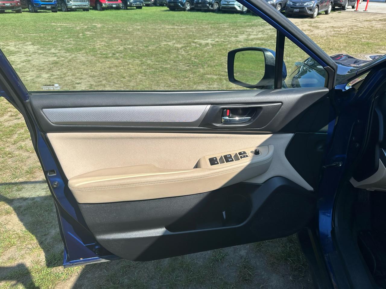 Subaru Outback 4dr Wgn 2.5i Premium PZEV 2016