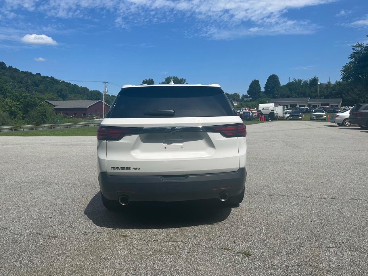 Chevrolet Traverse AWD 4dr LS w/1LS 2022