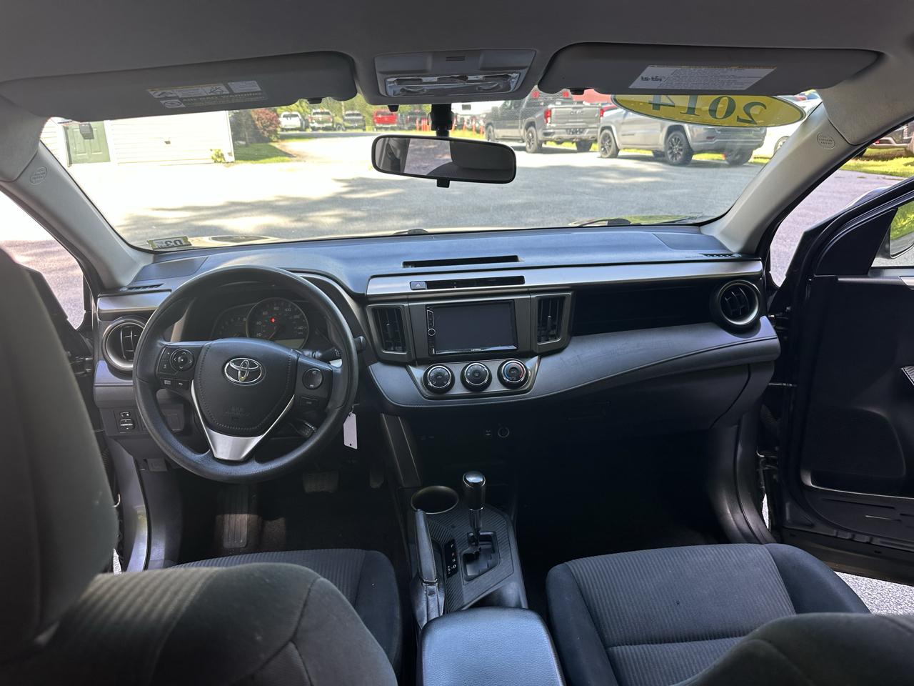Toyota RAV4 AWD 4dr LE (Natl) 2014