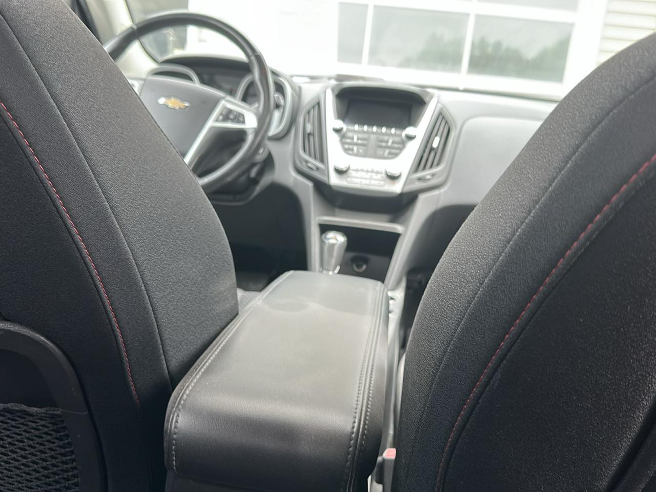 Chevrolet Equinox AWD 4dr LT w/1LT 2017