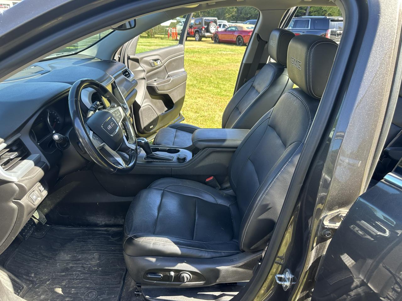 GMC Acadia AWD 4dr SLT w/SLT-1 2019