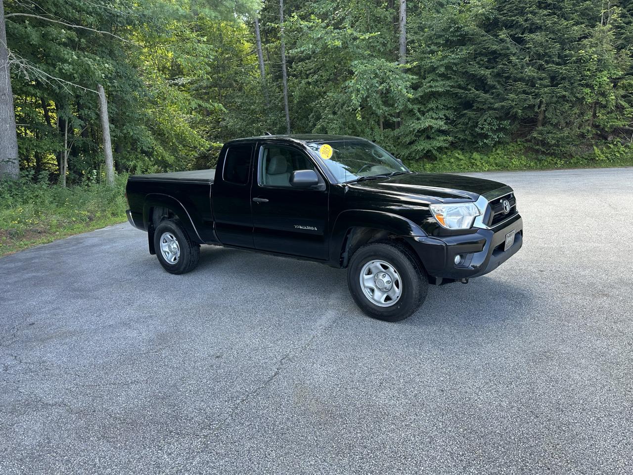 Toyota Tacoma 4WD Access Cab V6 AT (Natl) 2015