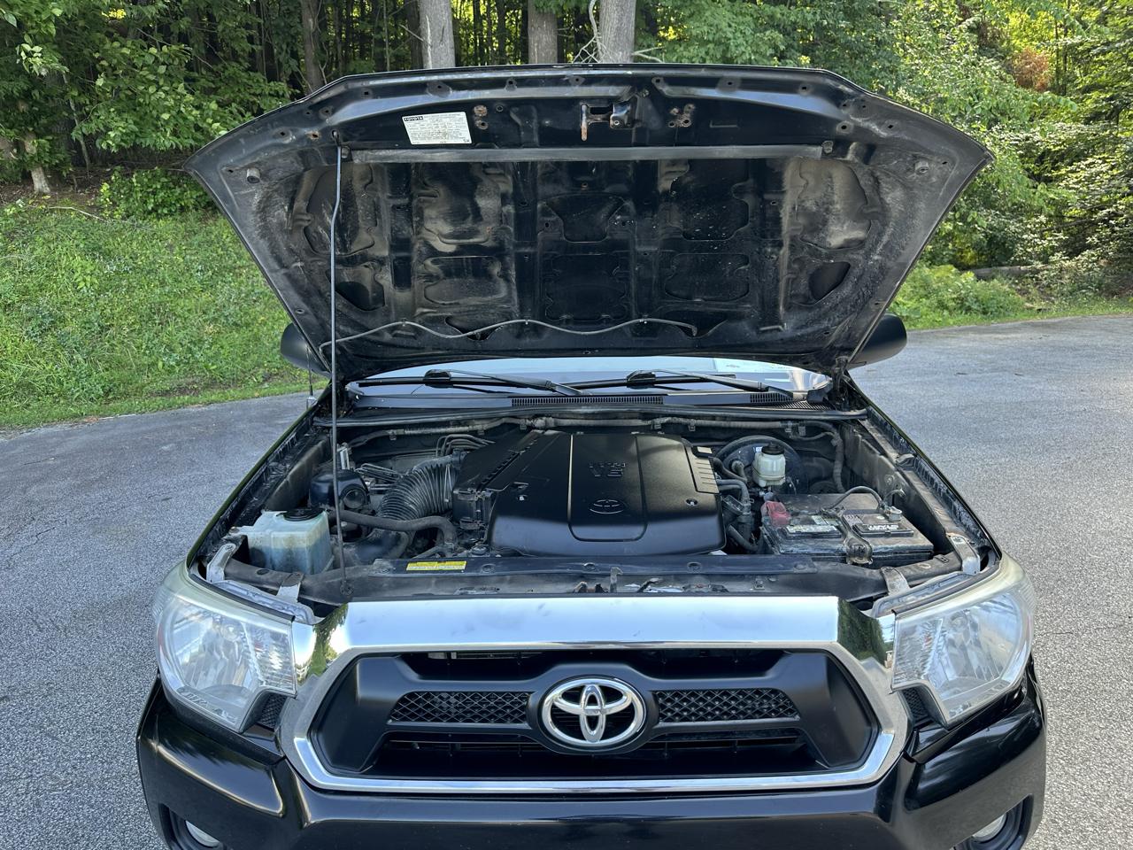Toyota Tacoma 4WD Access Cab V6 AT (Natl) 2015
