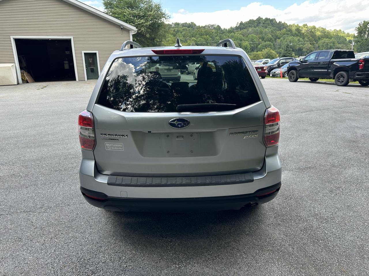 Subaru Forester 4dr CVT 2.5i Premium PZEV 2016