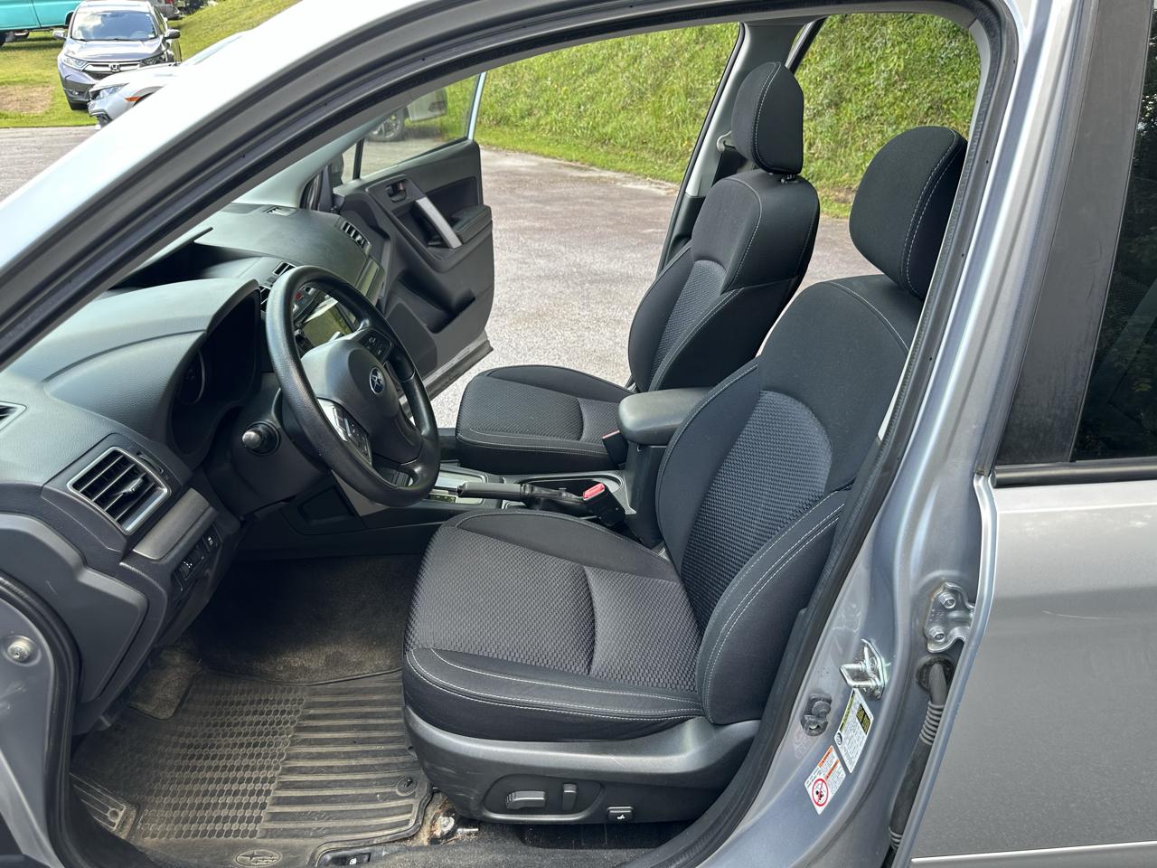 Subaru Forester 4dr CVT 2.5i Premium PZEV 2016