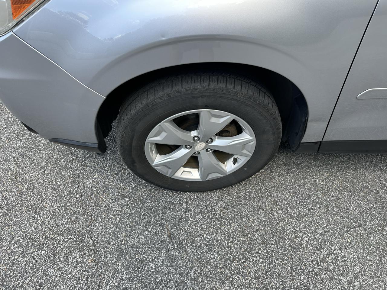 Subaru Forester 4dr CVT 2.5i Premium PZEV 2016