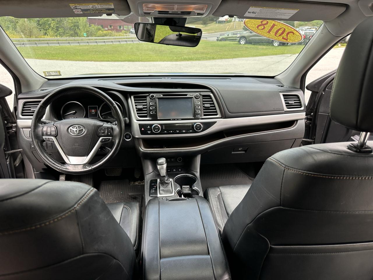 Toyota Highlander XLE V6 AWD (Natl) 2018