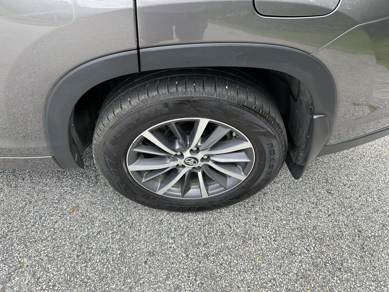 Toyota Highlander XLE V6 AWD (Natl) 2018