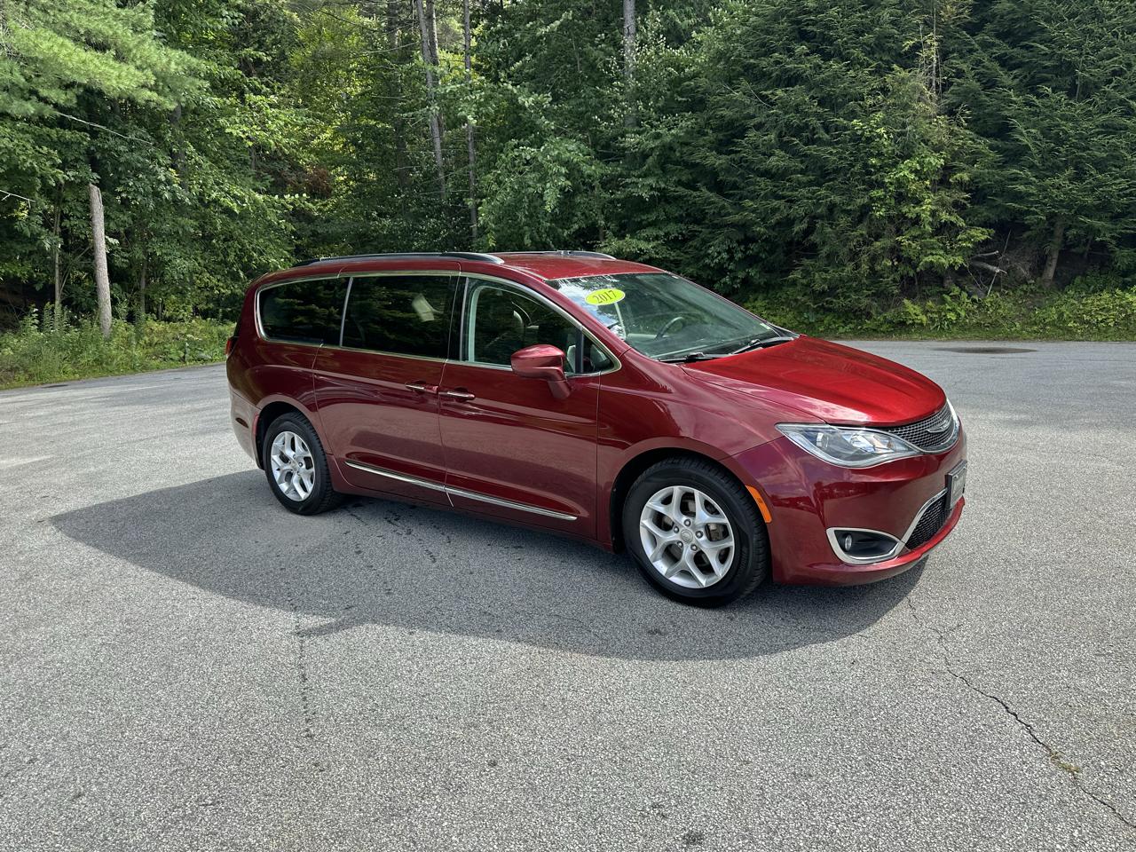 Chrysler Pacifica Touring-L FWD 2017