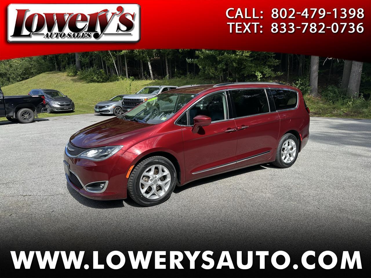 Chrysler Pacifica Touring-L FWD 2017