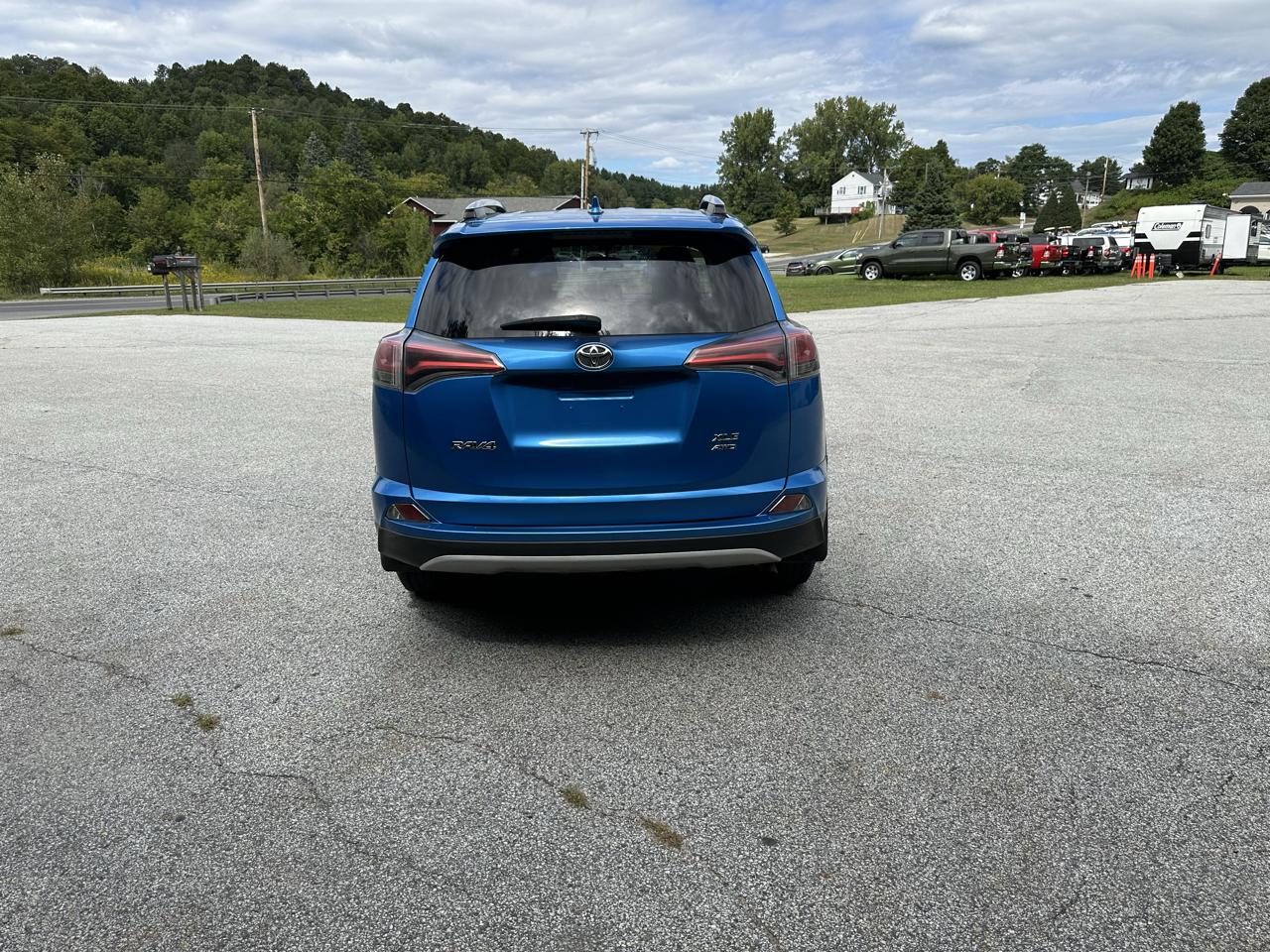 Toyota RAV4 AWD 4dr XLE (Natl) 2016
