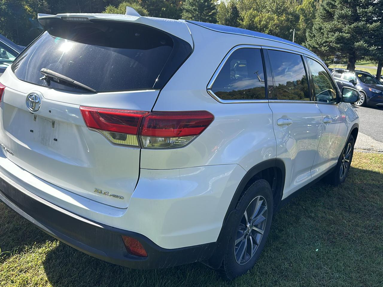 Toyota Highlander XLE V6 AWD (Natl) 2019