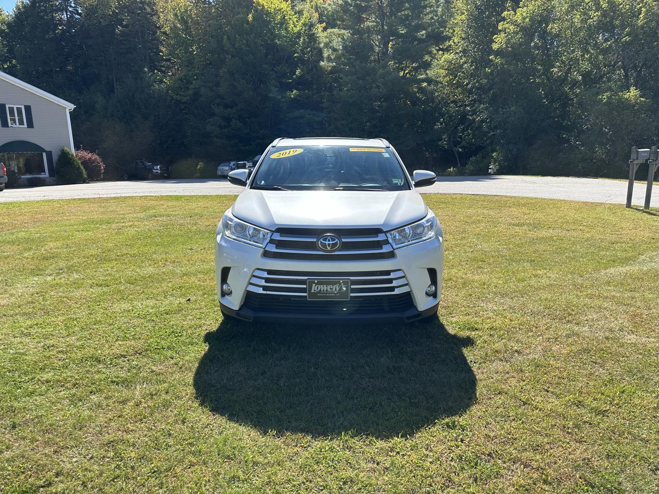 Toyota Highlander XLE V6 AWD (Natl) 2019