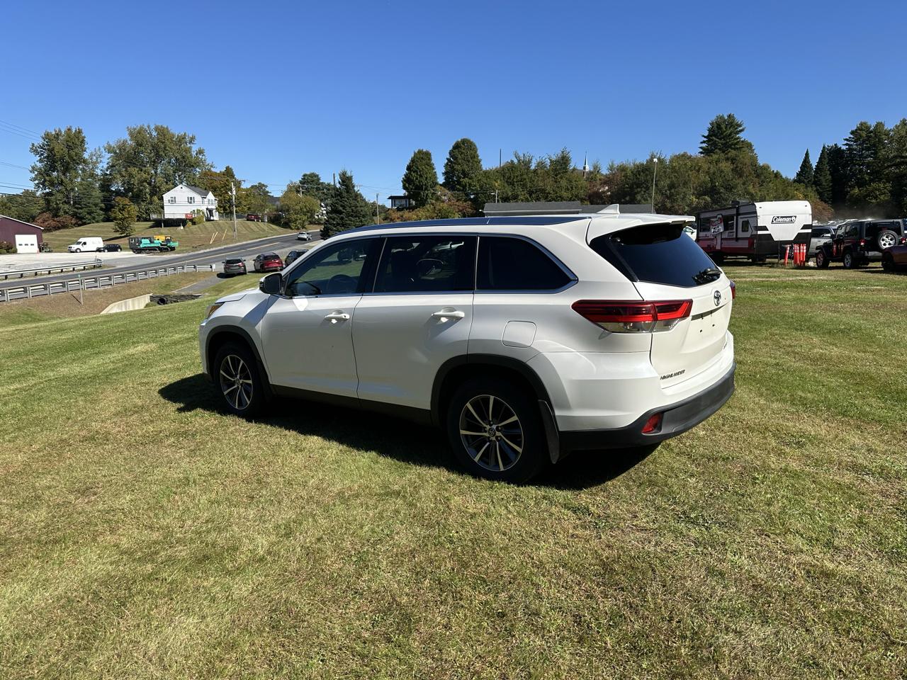 Toyota Highlander XLE V6 AWD (Natl) 2019