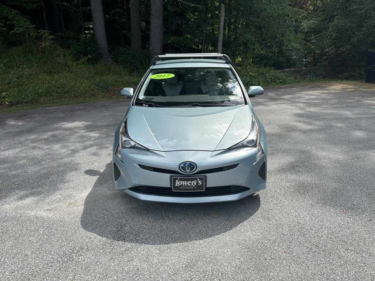 Toyota Prius Three Touring (Natl) 2017