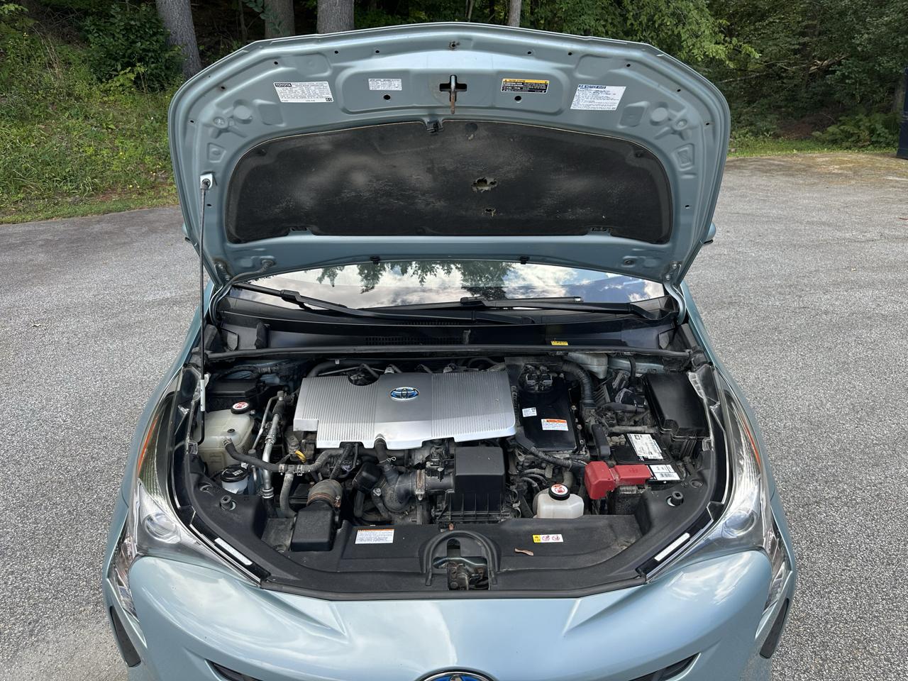 Toyota Prius Three Touring (Natl) 2017