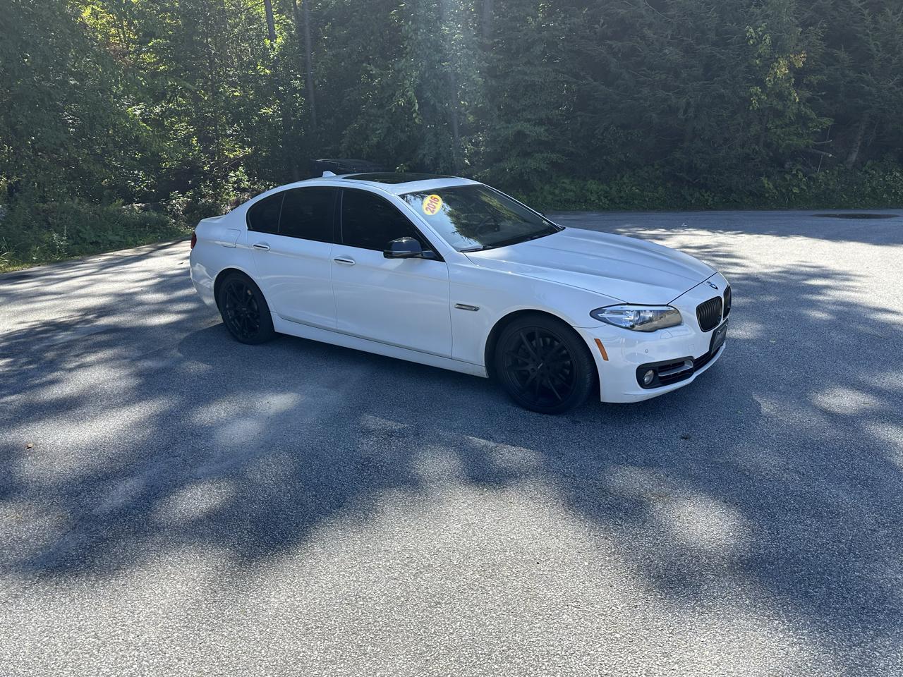 BMW 5 Series 4dr Sdn 528i xDrive AWD 2016