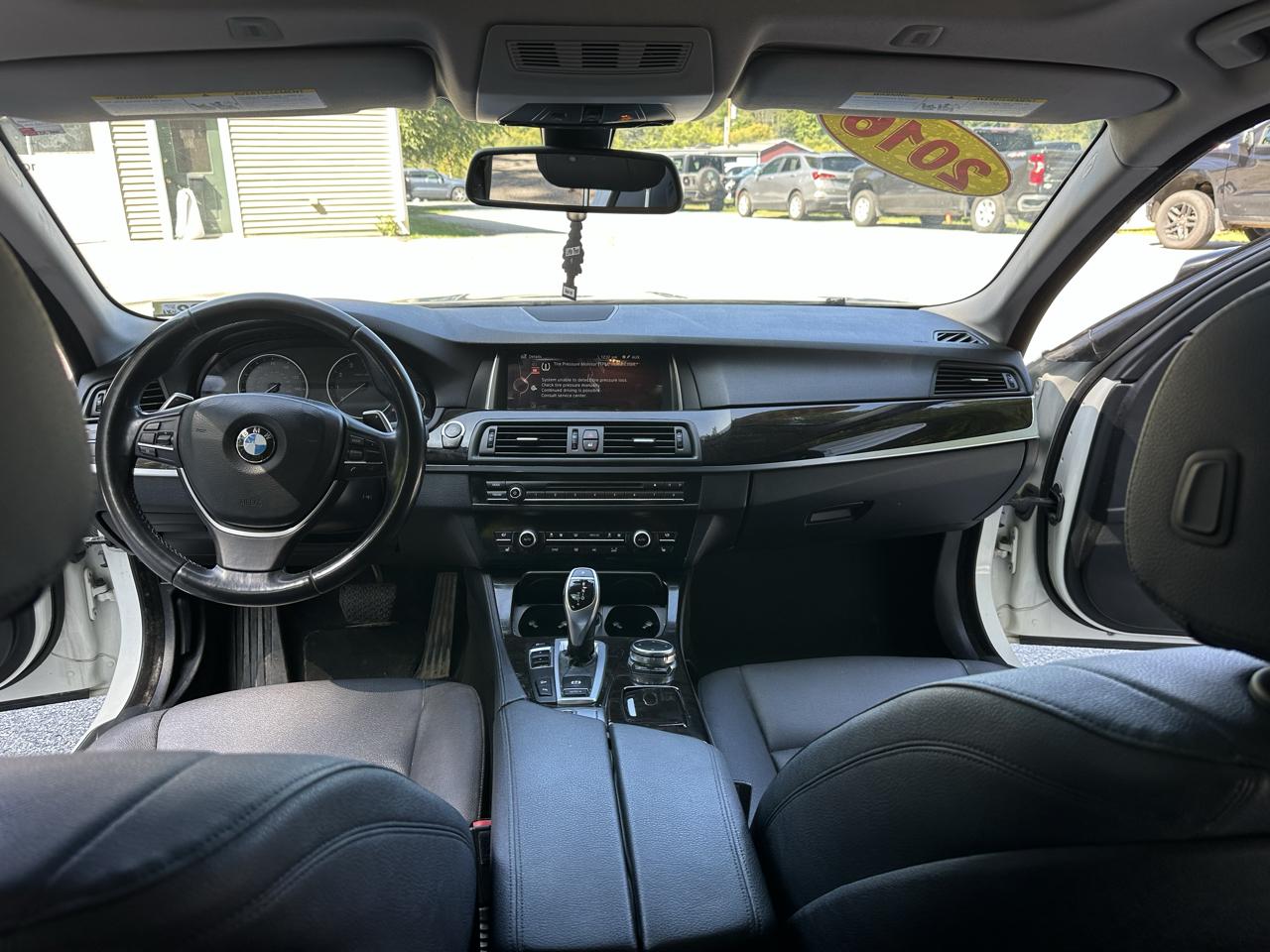 BMW 5 Series 4dr Sdn 528i xDrive AWD 2016