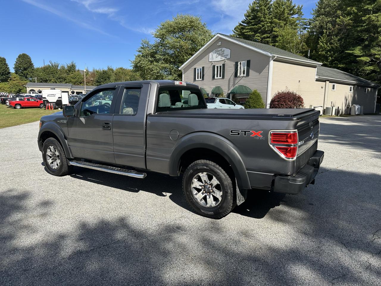 Ford F-150 4WD SuperCab 145" STX 2013