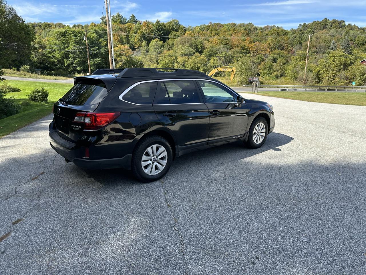 Subaru Outback 4dr Wgn 2.5i Premium PZEV 2015