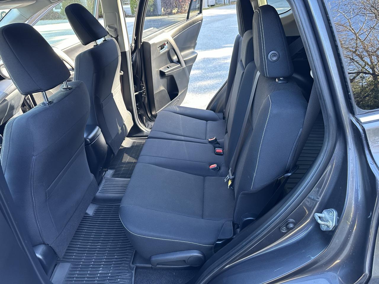 Toyota RAV4 AWD 4dr XLE (Natl) 2016