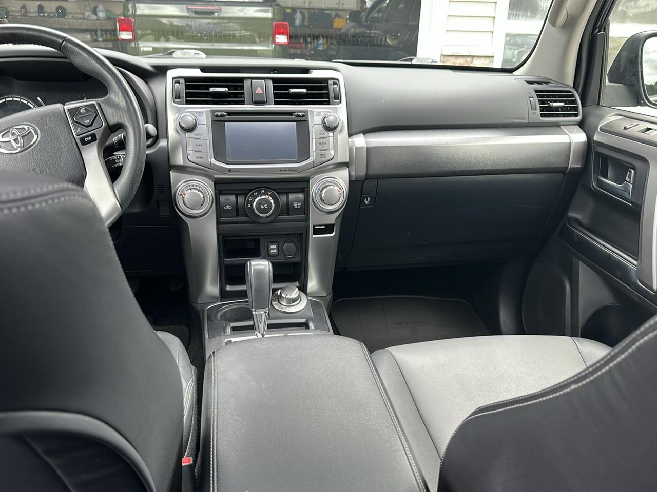 Toyota 4Runner 4WD 4dr V6 SR5 Premium (Natl) 2016