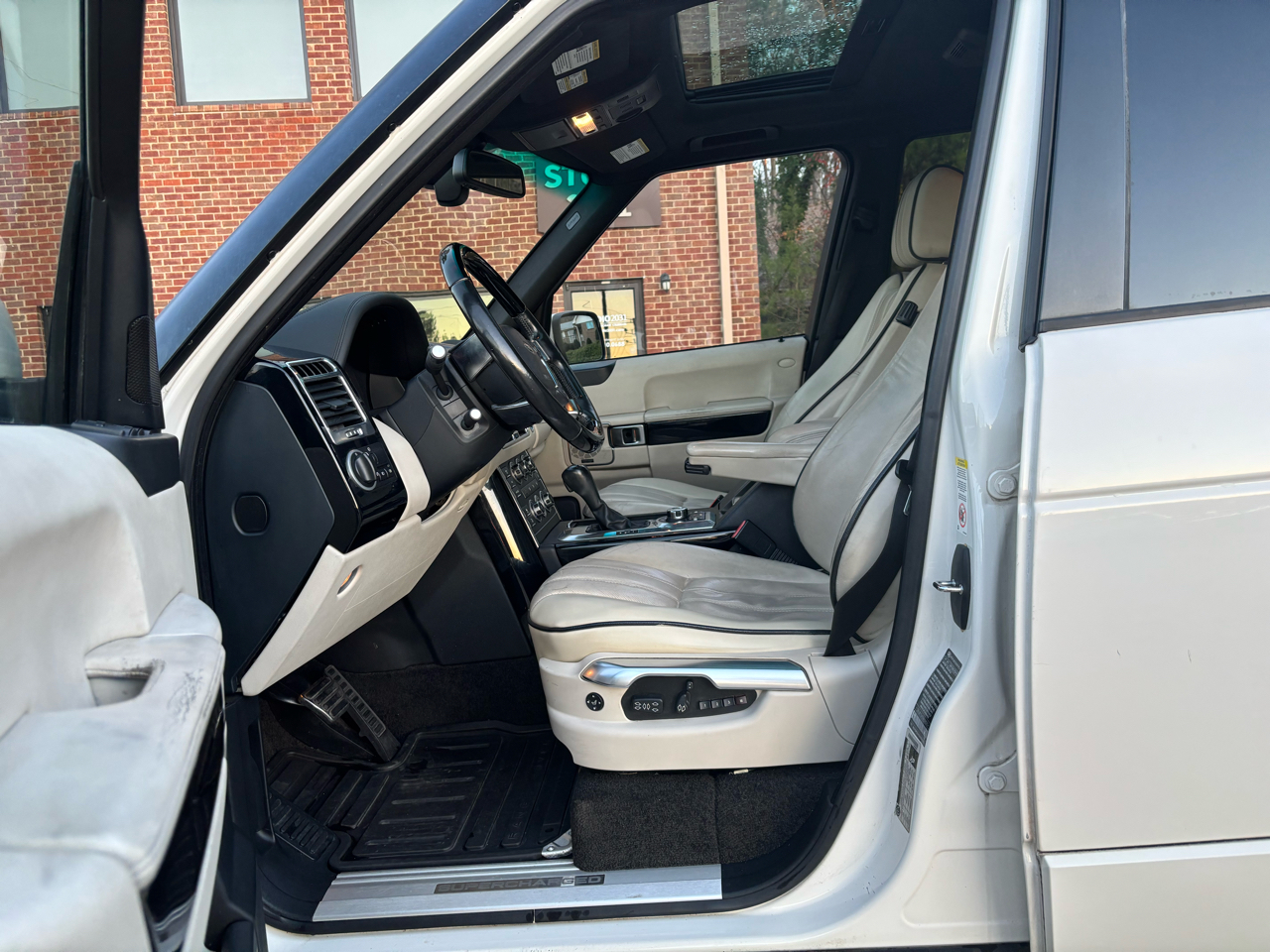 Land Rover Range Rover Supercharged 2010