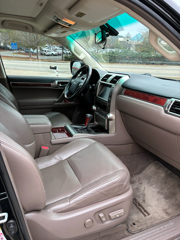 Lexus GX 460 Sport Utility 2013