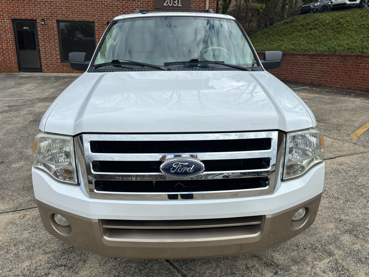 Ford Expedition EL XLT 2WD 2012