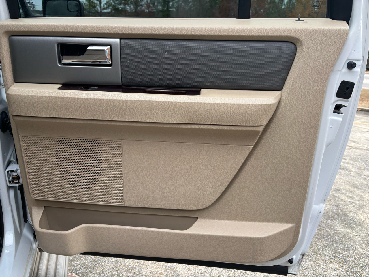 Ford Expedition EL XLT 2WD 2012