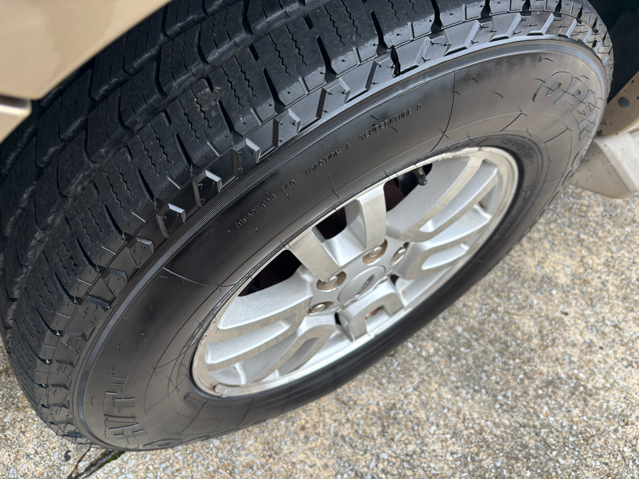 Ford Expedition EL XLT 2WD 2012