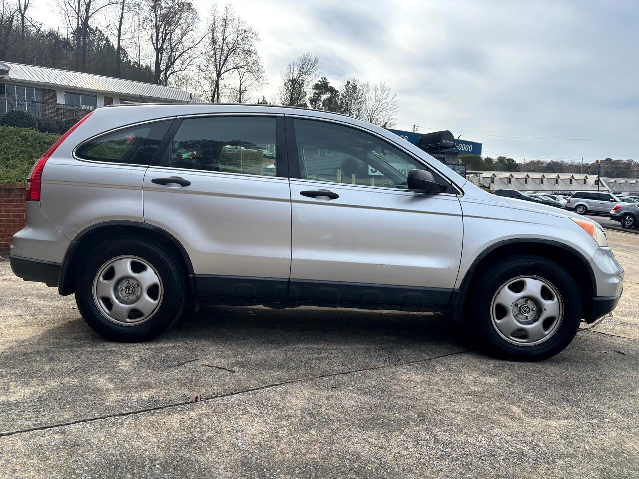 Honda CR-V LX 2WD 5-Speed AT 2010