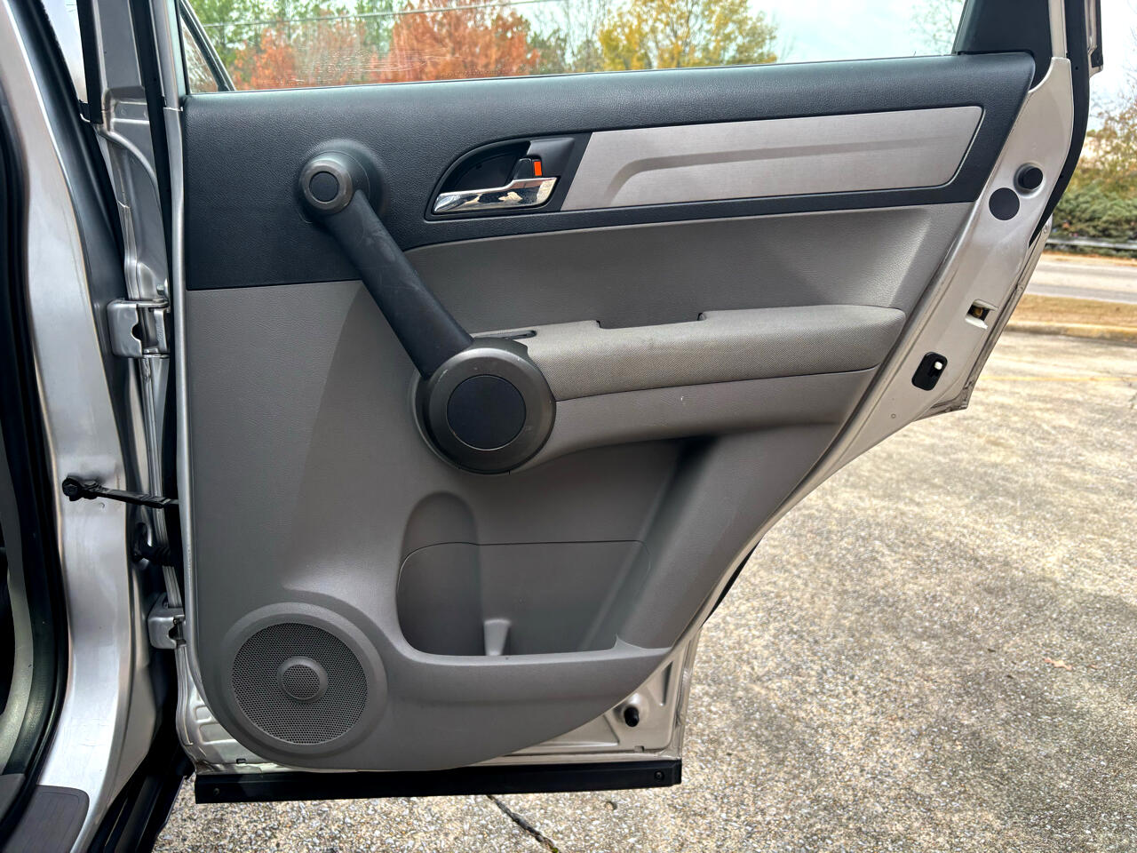 Honda CR-V LX 2WD 5-Speed AT 2010