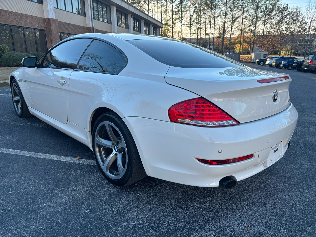 BMW 6-Series 650i Coupe 2010