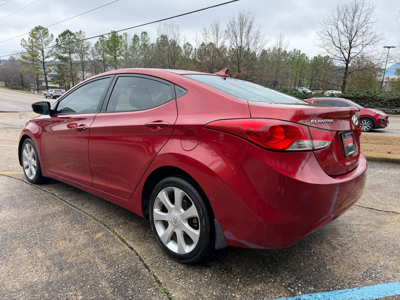 Hyundai Elantra GLS M/T 2013