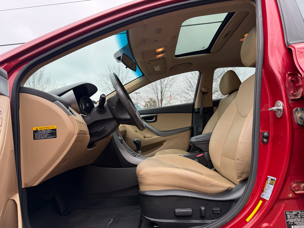 Hyundai Elantra GLS M/T 2013