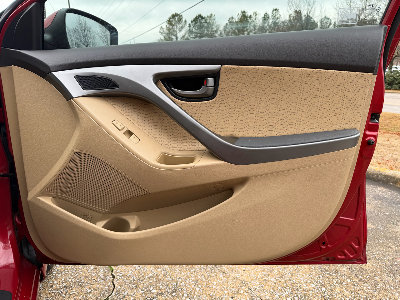 Hyundai Elantra GLS M/T 2013