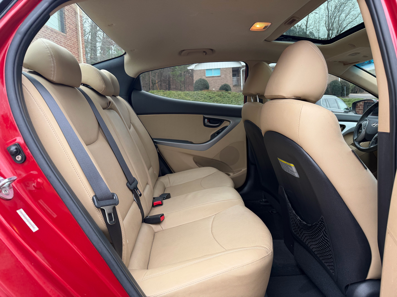 Hyundai Elantra GLS M/T 2013