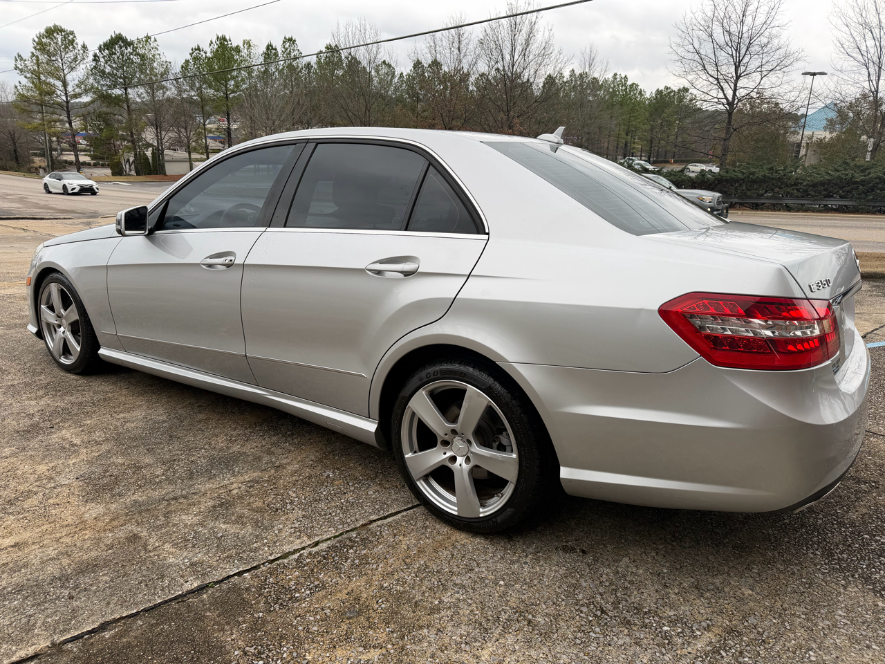 Mercedes-Benz E-Class E350 Sedan 2011