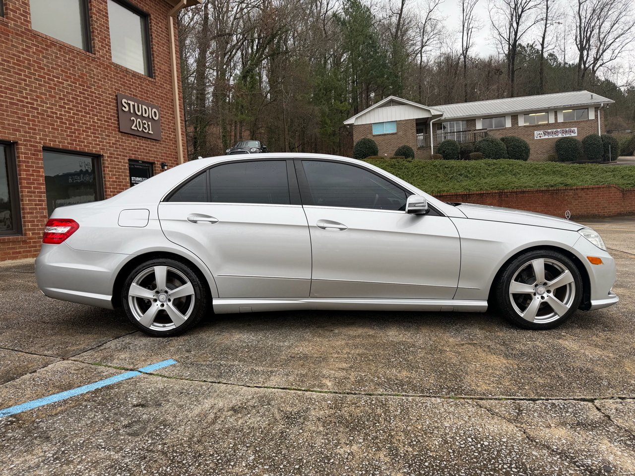 Mercedes-Benz E-Class E350 Sedan 2011