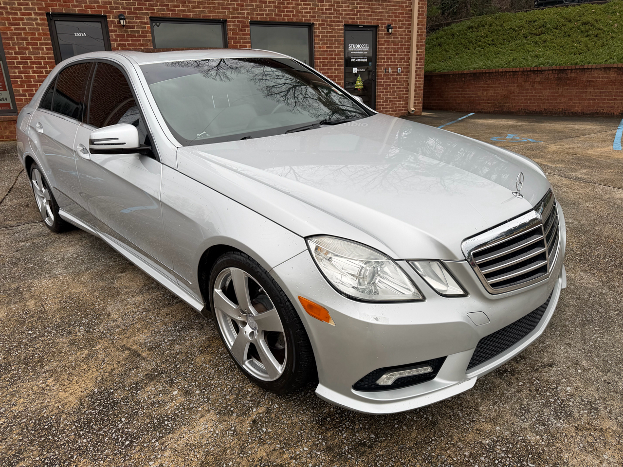 Mercedes-Benz E-Class E350 Sedan 2011