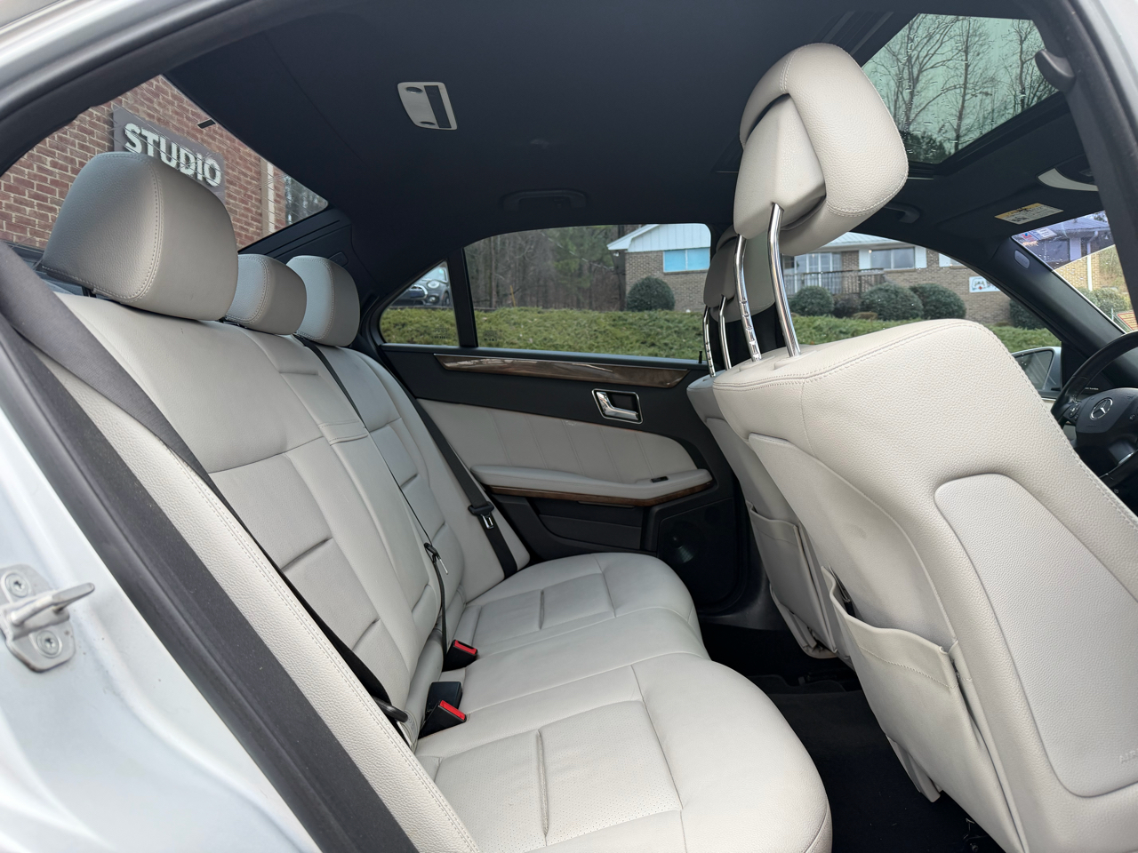 Mercedes-Benz E-Class E350 Sedan 2011