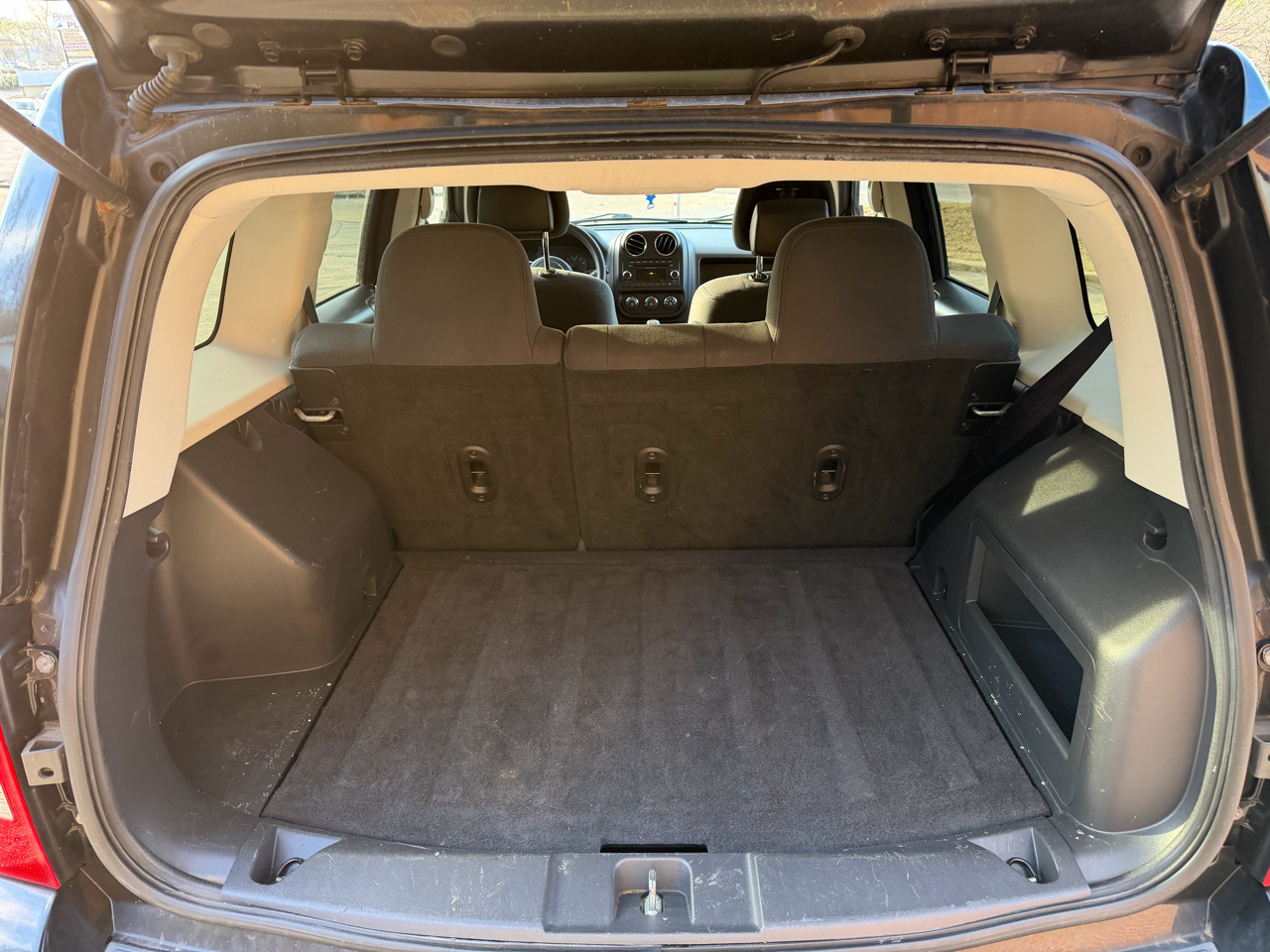 Jeep Patriot Sport 2WD 2012