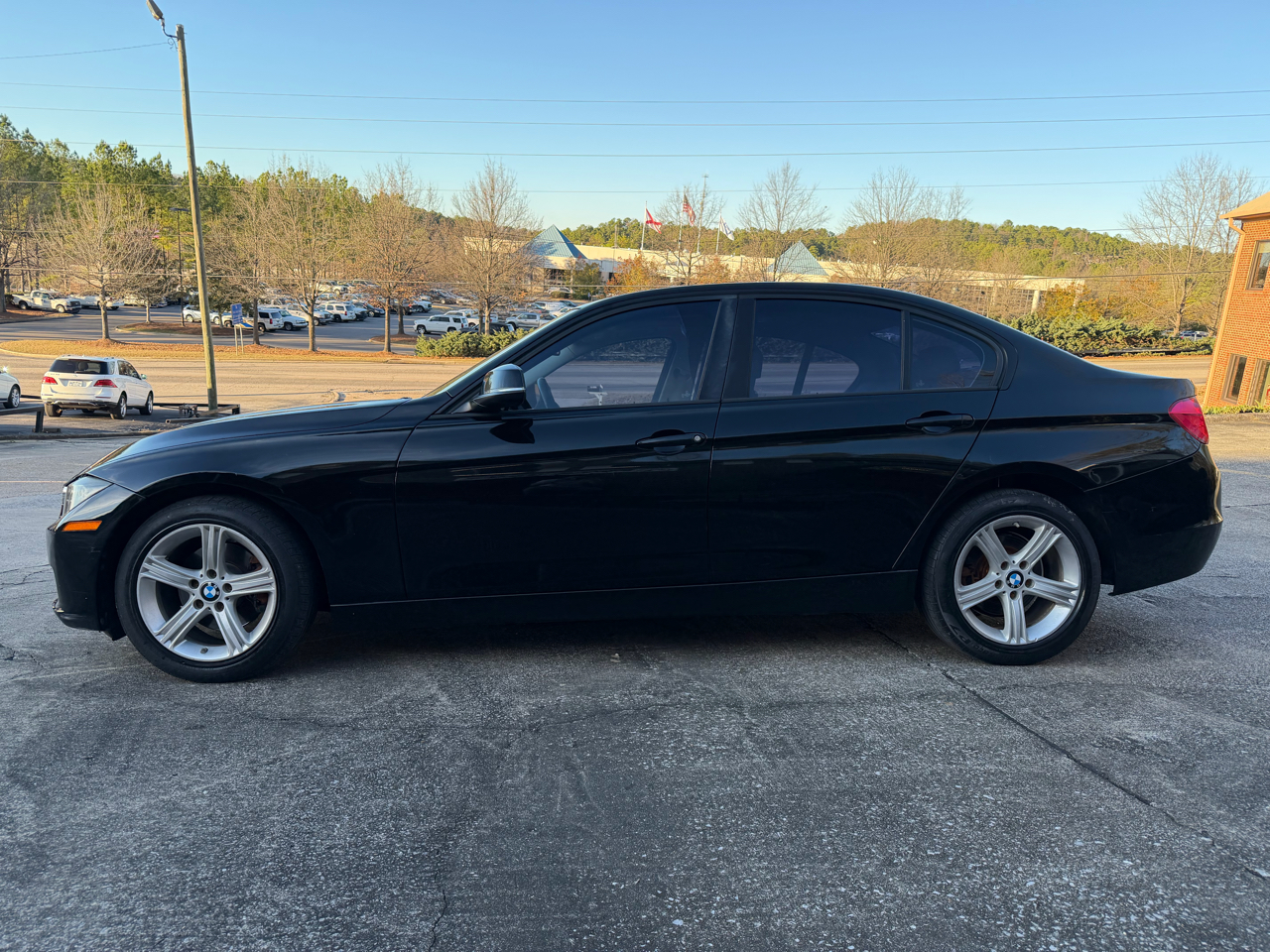 BMW 3-Series 328i Sedan 2013