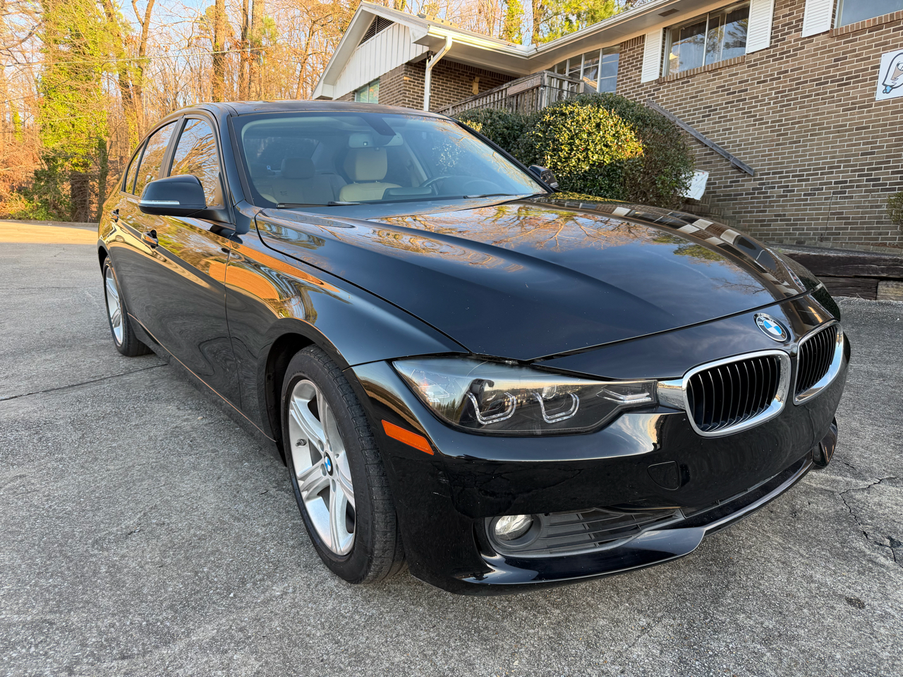 BMW 3-Series 328i Sedan 2013