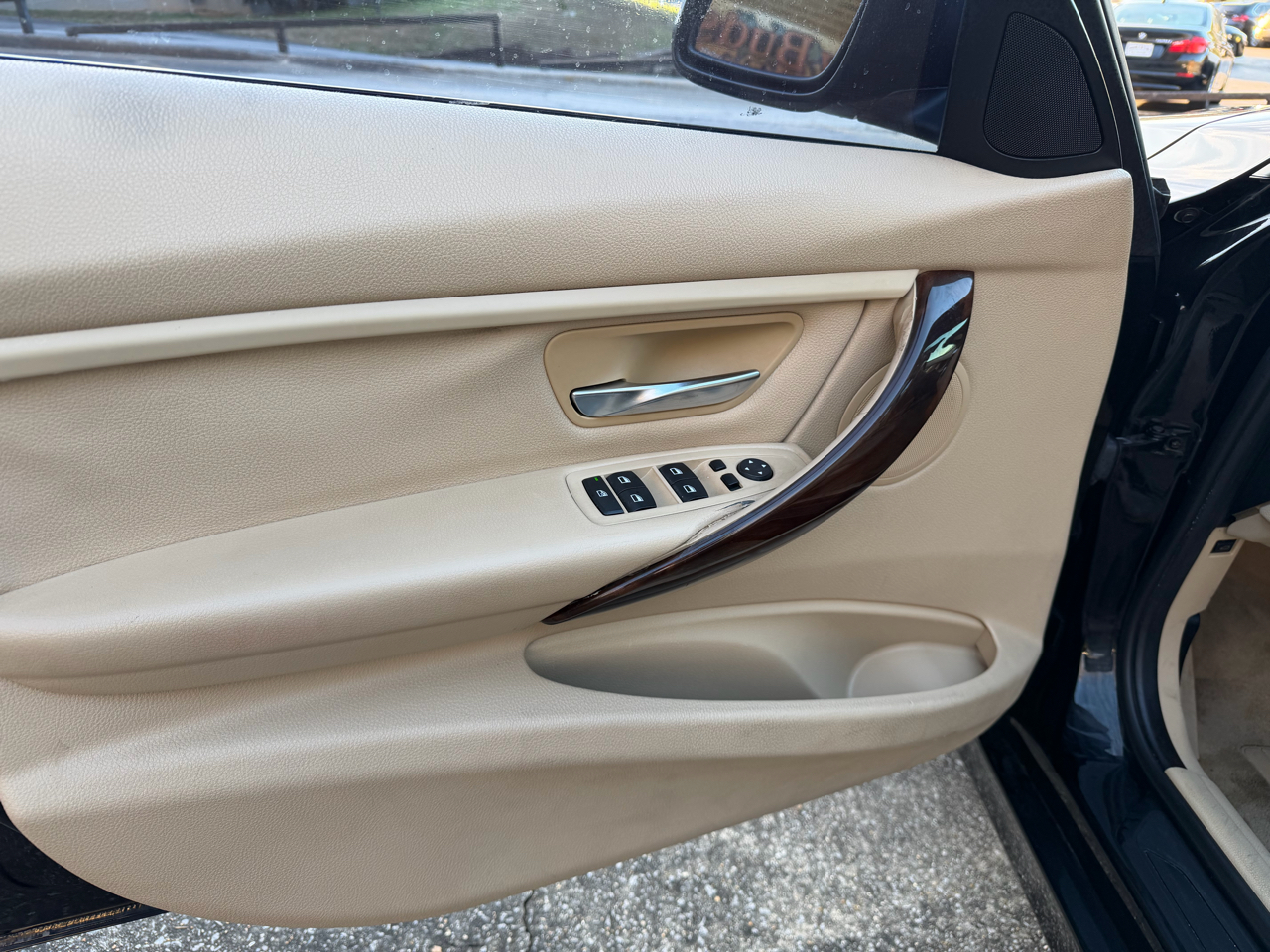 BMW 3-Series 328i Sedan 2013